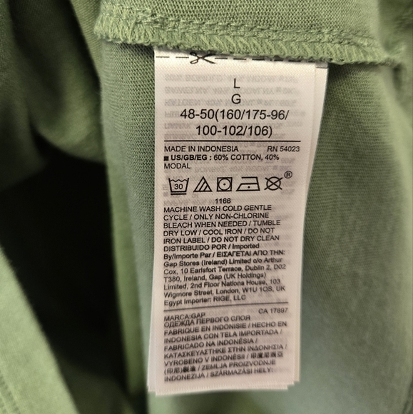 Gap Favorite V-neck T-shirt Star Print olive Green L - Picture 6 of 8